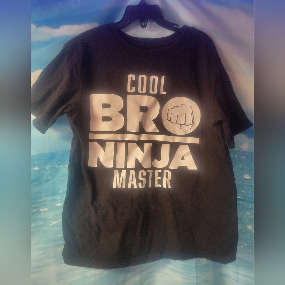 Childrens Place NWOT Cool Bro‎ Ninja Master Graphic T-Shirt Size M 7/8